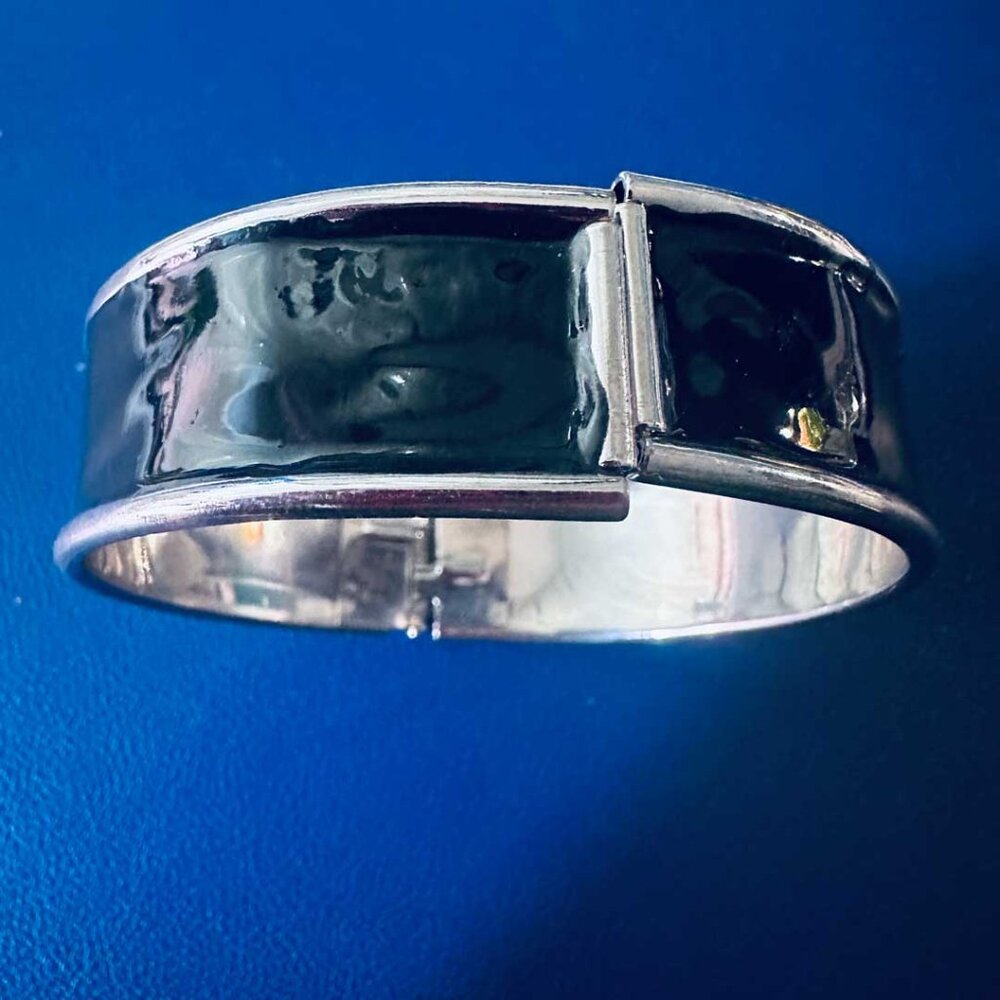 Vintage Silver Tone Enamel Wide Hinged Cuff Bracelet (Costume)